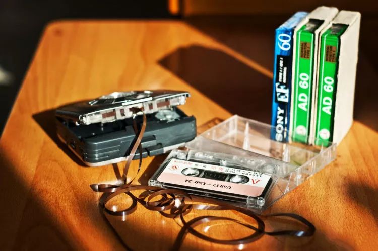 音乐盒子哪个是正版 039cf2f1f89a4e49b22af1400b223af7.jpeg