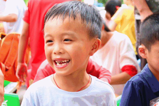 孩子们的笑容就是最好的六一礼物!