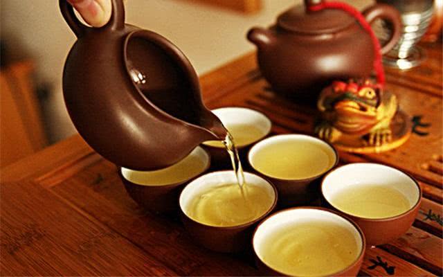 泡茶的茶具大全图片 1b76bbd889fa4b53963d3460c6fb5730.jpeg