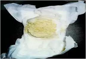                     奶瓣、绿便、腹泻、便秘...宝宝的各种便便真图全解！建议收藏~