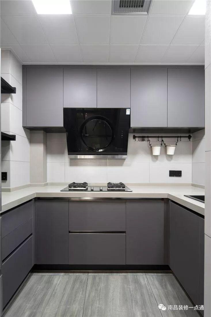 厨房,灰色 白色的搭配平静而温和,整体干净简约不失格调.