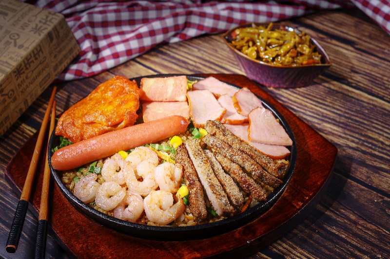 不是所有的炒饭都配叫"米特工黯然销魂饭"