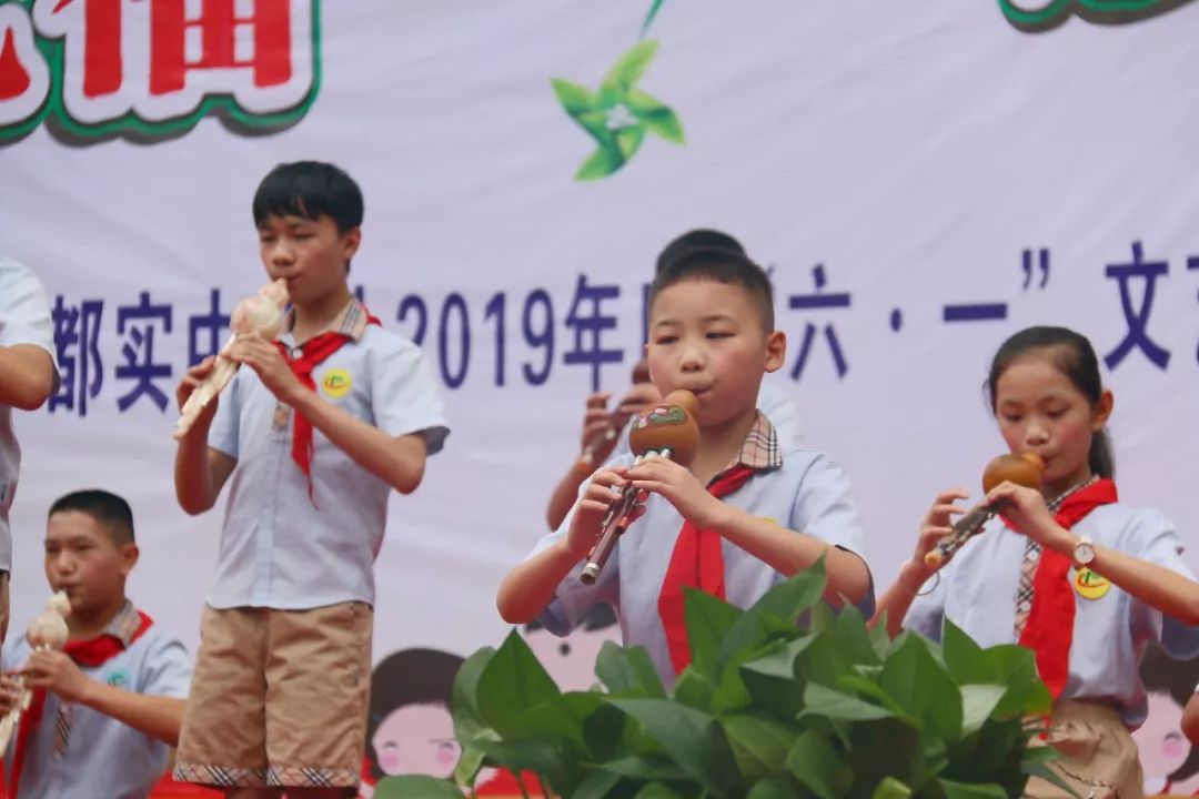 什么难困苦成语_成语故事简笔画(2)