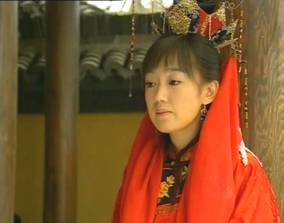 《青天衙门2》四位披嫁衣的女主,冼色丽嫁错郎,薛佳凝