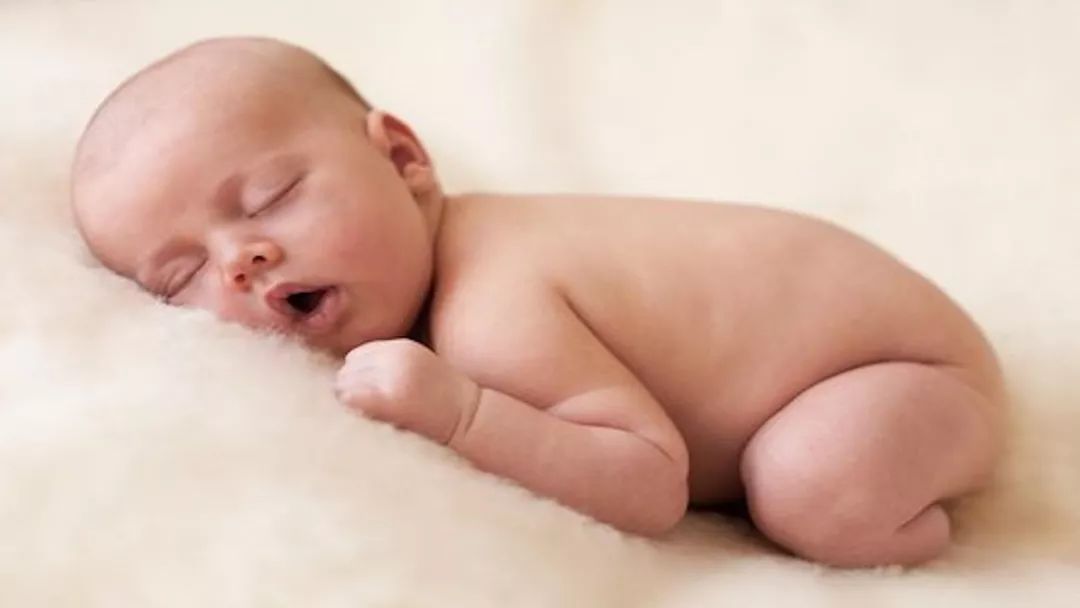 吃什么睡觉不打鼾 89a10b919d6c4c17abbeb7d89c58751e.jpeg
