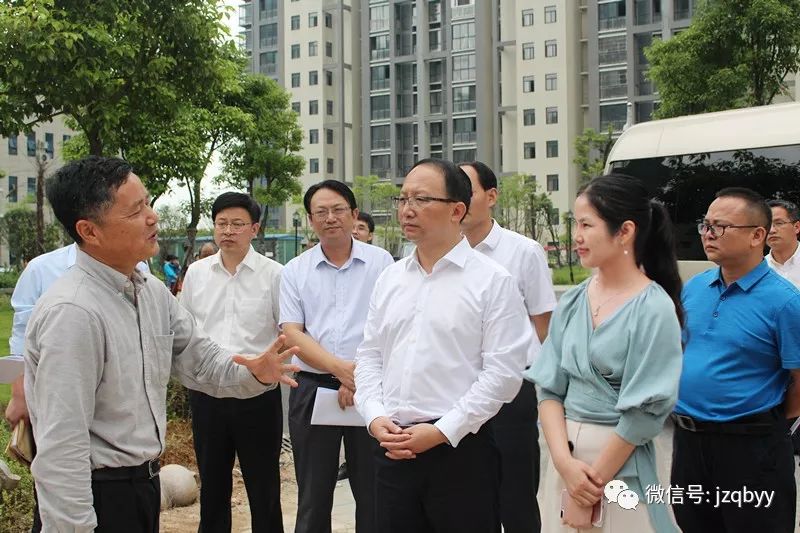 吉州区保育院六一领导走访慰问