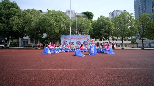 合肥曙光小学:明智少年红动校园 艺彩绽放童心飞扬