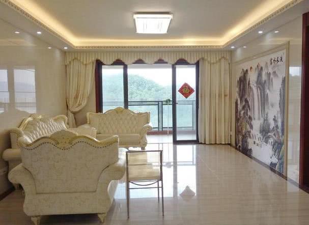 客厅瓷砖上墙搭配什么画 cbf9bc69de524056a8e10a3c7653f946.jpeg