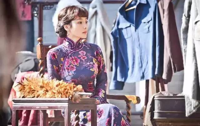 什么样的人适合穿紫色旗袍 e08cc9c60be84ead868cfe9c755c762a.jpeg