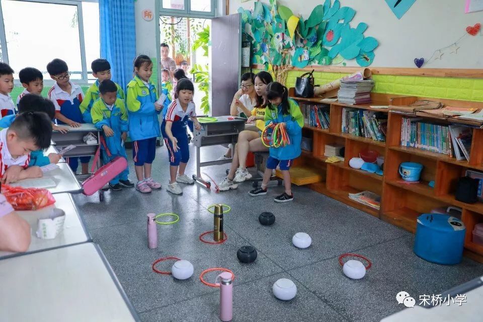 优质课幼儿园艺术 e2e8b1ed05644eecbd9fac4e74678d66.jpeg