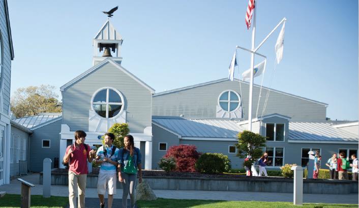 怎么去美国上高中 fbddf0a8d9a44cabb82cfb4931a1214f.jpeg