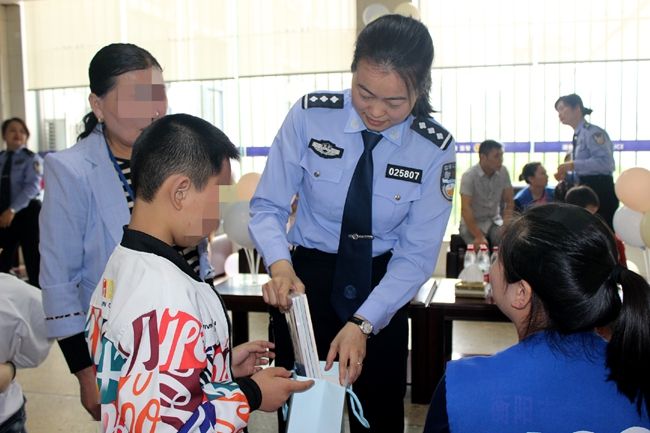 衡阳市女子看守所"六一"礼物暖人心