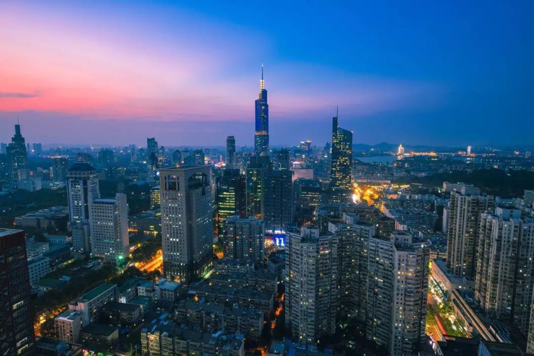 苏州gdp香港(2)
