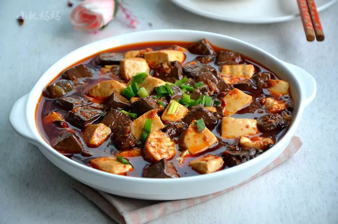 每天一道团圆菜 | 鸭血炖豆腐:嫩滑爽口,排毒补血,超级下饭哦
