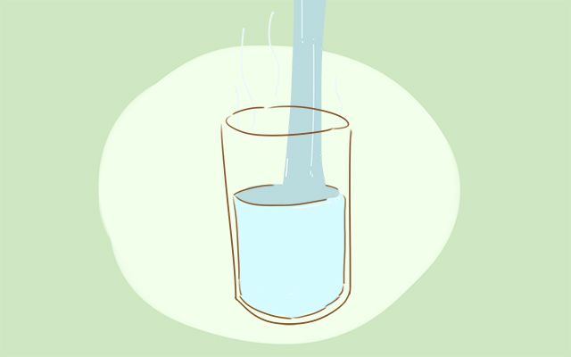                     原创            宝宝睡觉总出汗？可能是缺乏这2种微量元素了，妈妈要重视