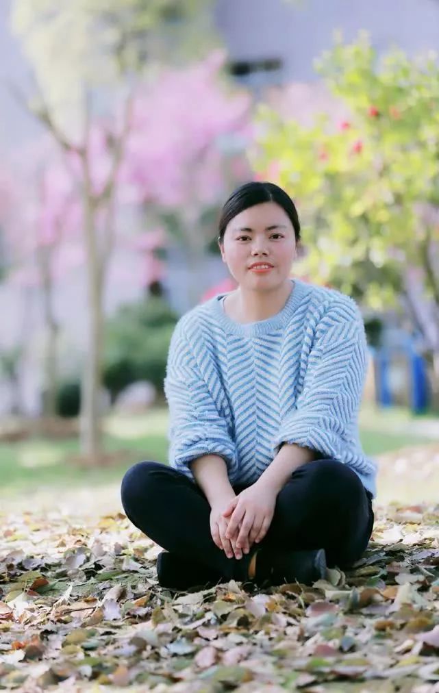 花垣县人民医院检验女神踏云来有意阿哥快接驾