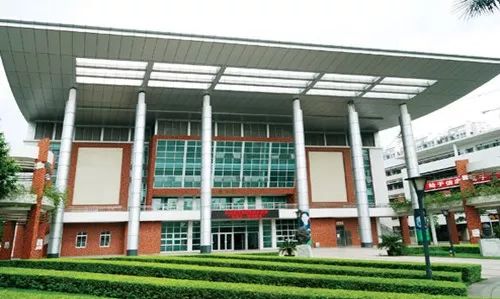 香港加拿大国际学校探校 ab608eddb8b54a90a9921a663a7ae4b8.jpeg