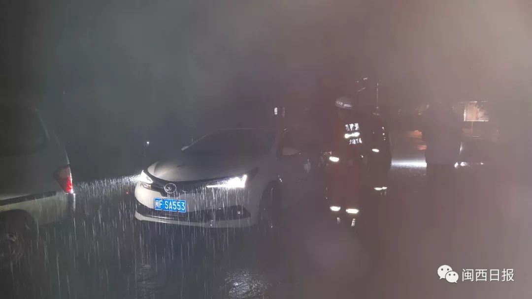 什么时候才能下大雨 b32a7695a9b64580b2bd0931a7d1baa9.jpeg