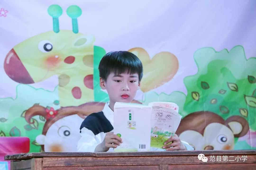 迎端午庆六一绘画一等奖 b5377ab414a1405daabfd627dda7fe7f.jpeg