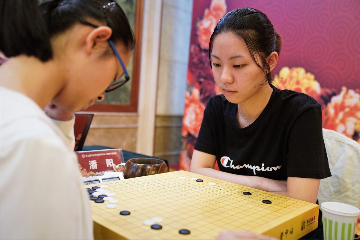 潘阳芮乃伟vs李小溪芮乃伟李小溪唐奕vs战鹰唐奕战鹰鲁佳vs於之莹鲁佳