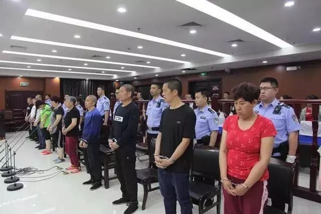 拐卖人口判几年_广西特大中越跨国贩婴案一审 主犯被判死刑(3)