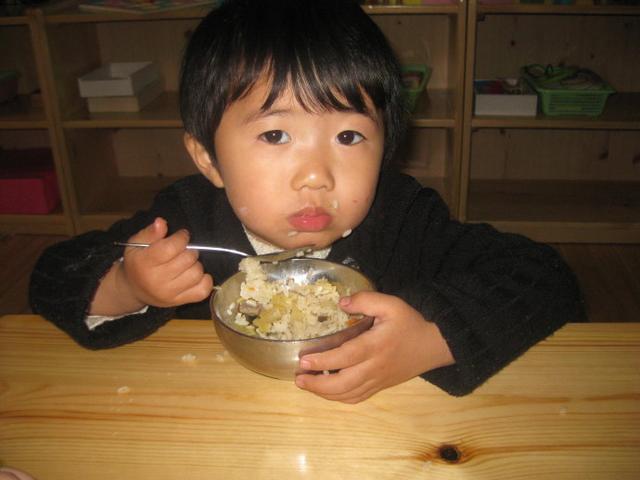                     儿科医生：孩子大多“病从口入”，不想娃生病，注意3细节