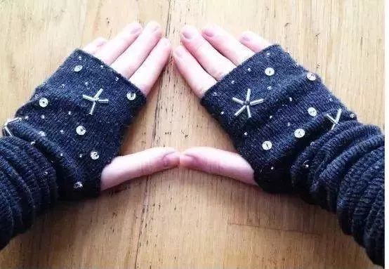 如何折叠袜子 fcc32b4053f64312a29f08cb79ab2b4e.jpeg