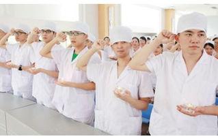 男生读卫校学什么专业好