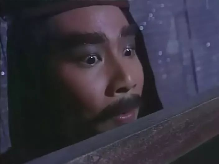 郑子诚饰演的纣王在剧中荒淫无度,昏君形象令人难忘.