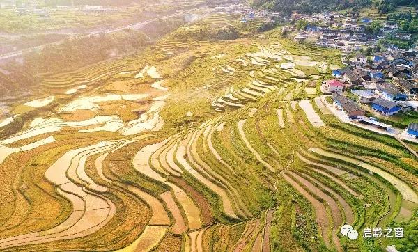 除了周杰伦的那鲁湾梯田,还有启黔之窗的高要