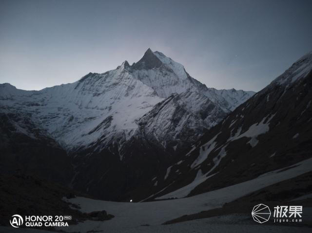 喜马拉雅山脉在哪里哪个省 55cb7496e85c4a54ad8ae2ffdf5042c9.jpeg