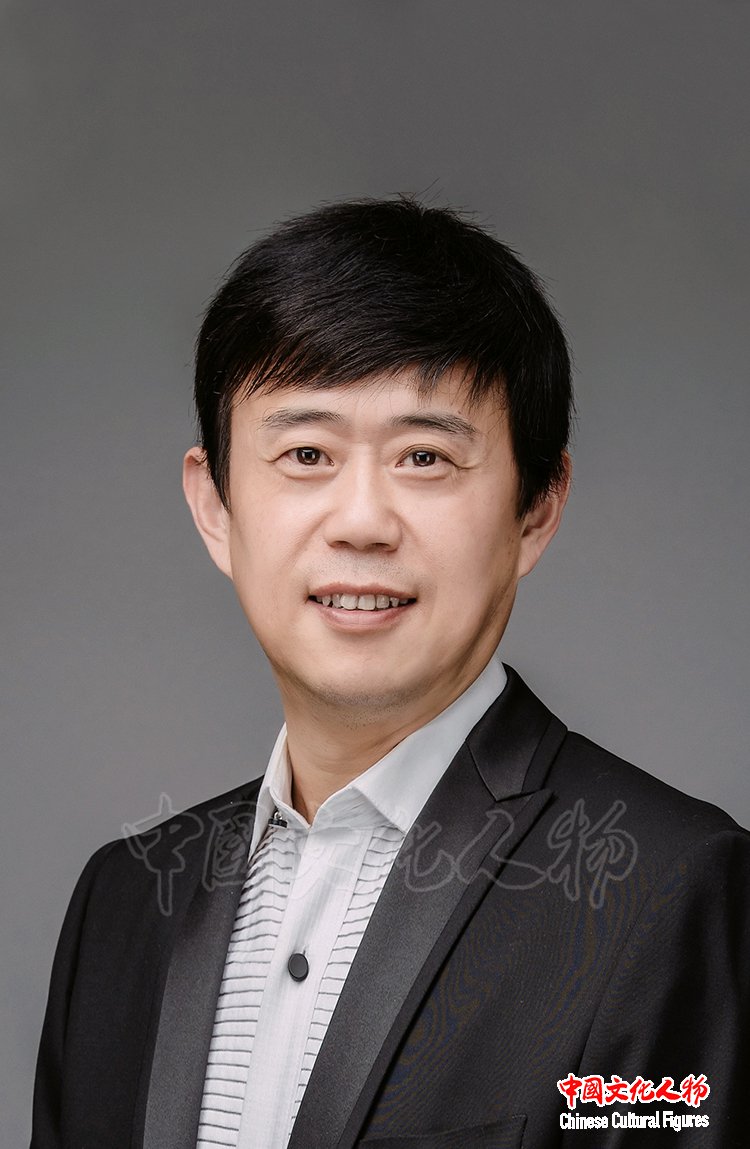中国著名男歌唱家30人 6e808b0ffb424b8197a7d8e9d8d58633.jpeg