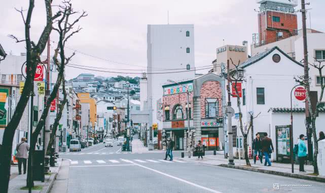 原創
            為何日本街頭少有垃圾桶卻依舊乾淨？亂扔垃圾的罰款簡直天文數字 旅遊 第4張