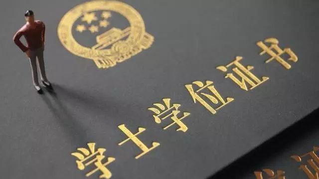 q:参加高中毕业证不没有成人高考?洛杉矶的公立高中图片