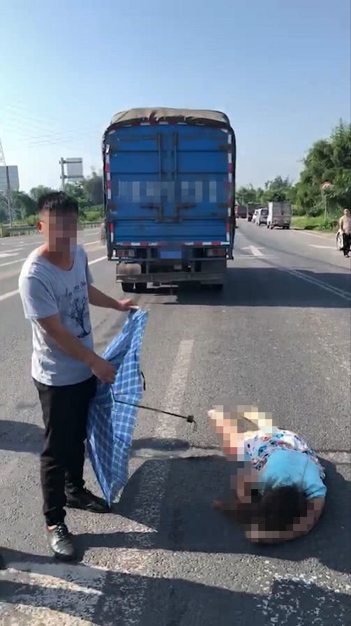 泸州港城大道突发车祸,4岁女童抢救无效死亡