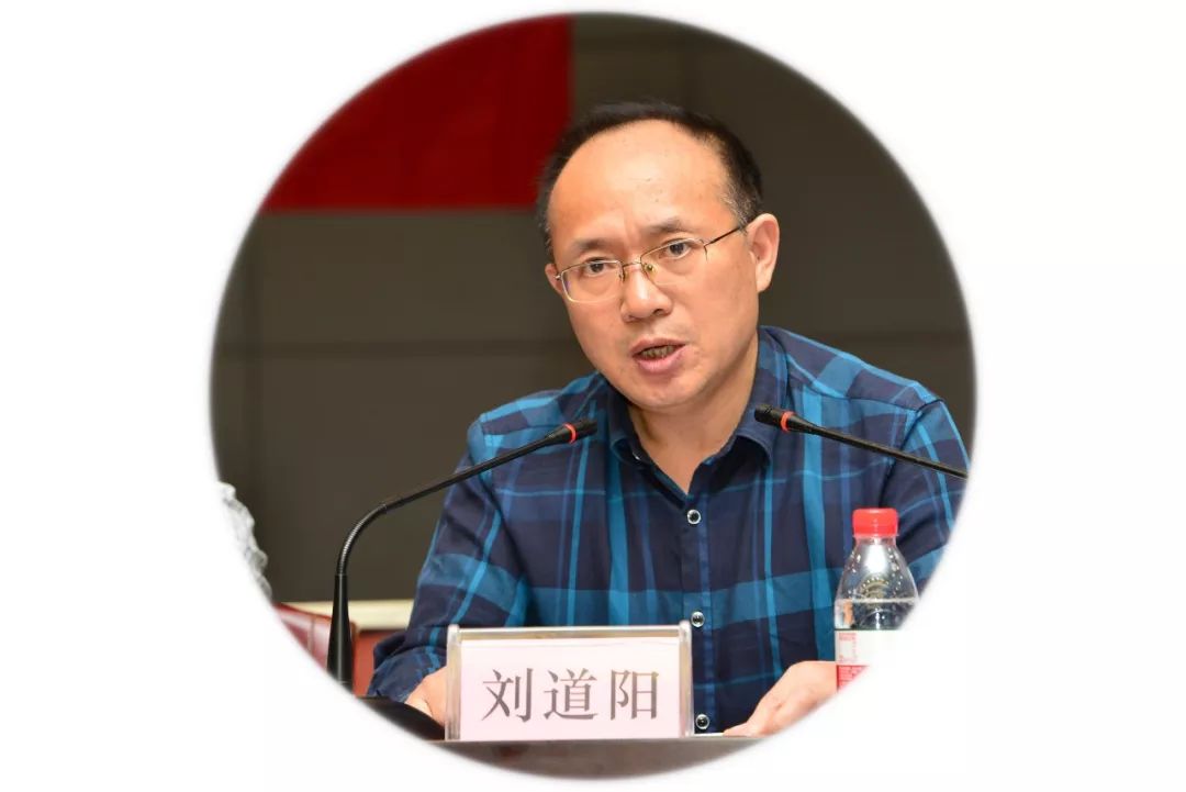 刘道阳娄底市委宣传部常务副部长胡良桂省社科院文学所原所长,评论家