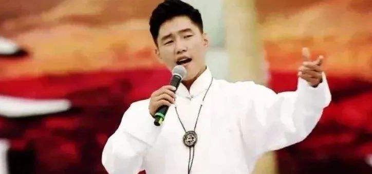 傲日其愣又火了!新歌《饮马河的黄昏》,唱的实