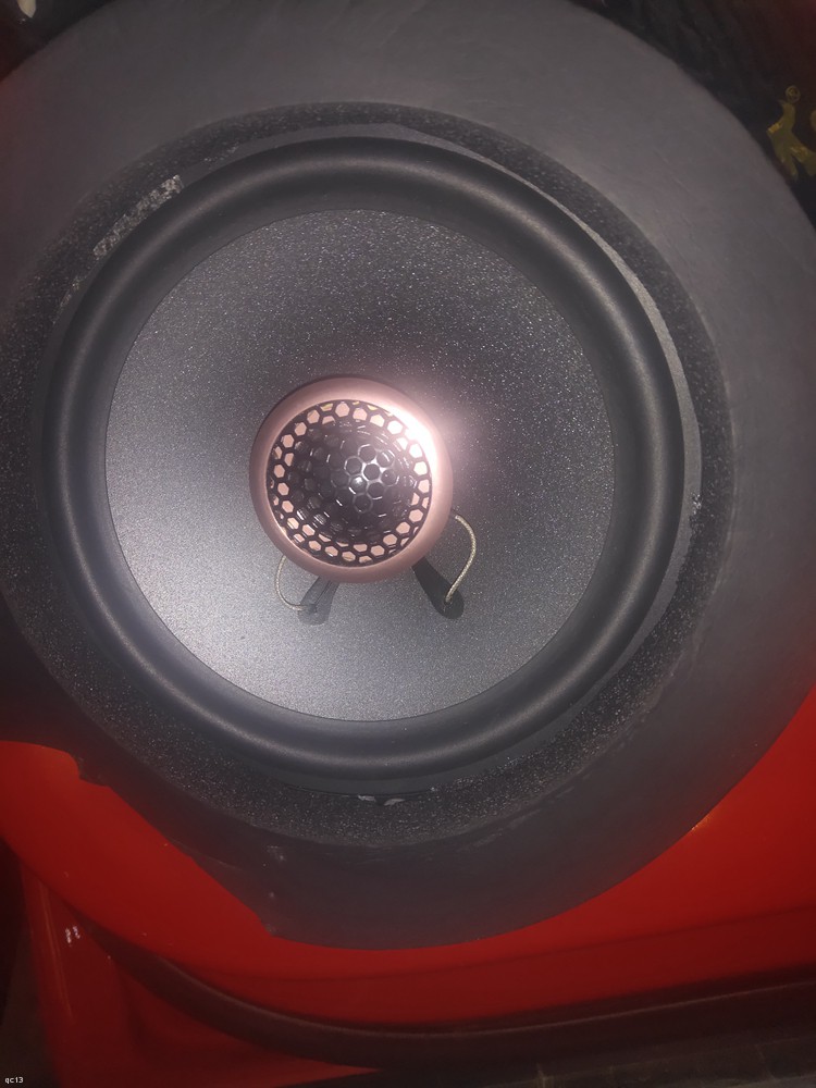 桂林专业汽车音响改装：桂林怡州汽车音响让大众途观散发美妙音质(图7)