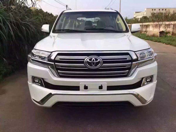 丰田兰德酷路泽图片高清图 e19372b5455744e4a120008ee43f7222.jpeg