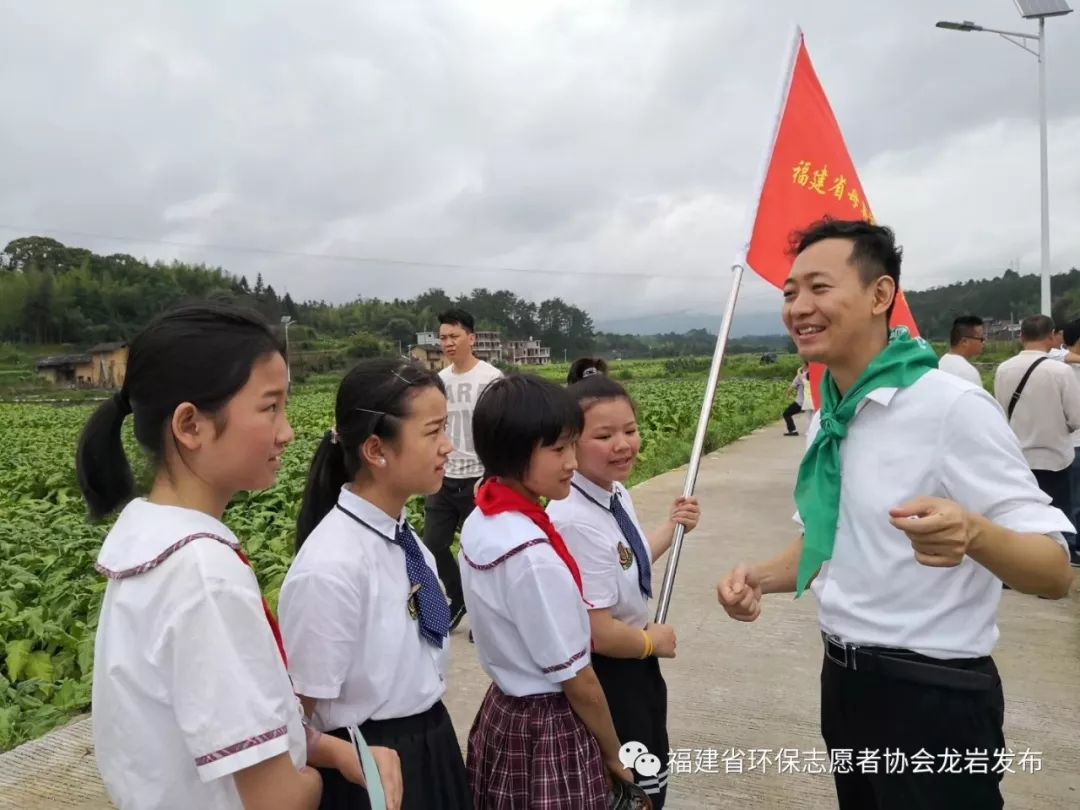 2019迎六一保护母亲河科学放生公益行动