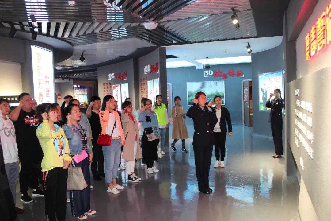 虎门销烟发生在什么地点 f698e5f2c1c445268e5b2f509cb5b99e.jpeg