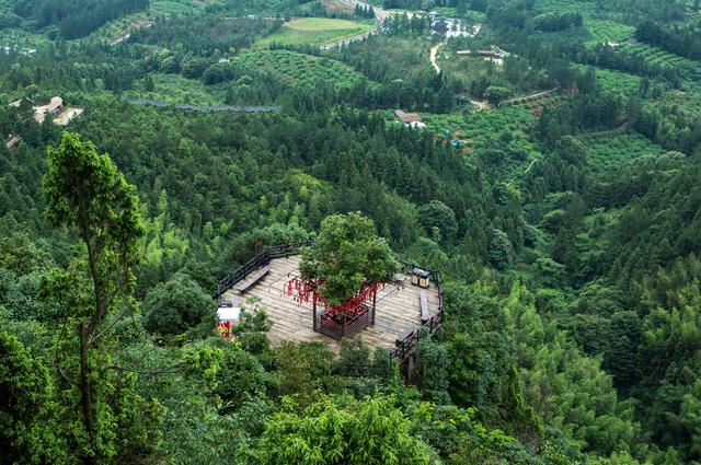 原創
            十里畫廊：南武當山，廣東人的旅遊勝地，景色不輸湖北武當山 旅遊 第5張