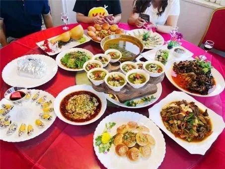 杉坪鸿福山庄端午免费请你吃大餐!最高1280元!