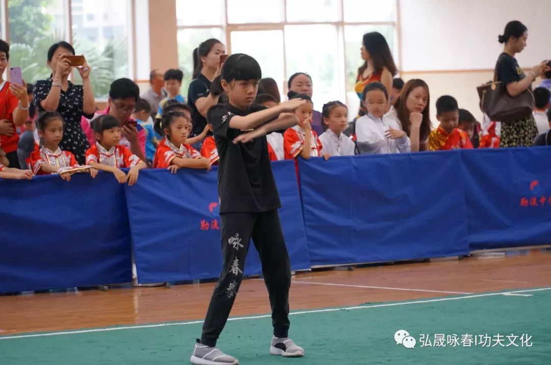 武动赛场夺魁 咏现少年英姿 记弘晟参加2019顺德区青少年武术比赛