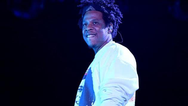 碧昂丝老公jayz成首位10亿身价嘻哈歌手,被赞商业头脑