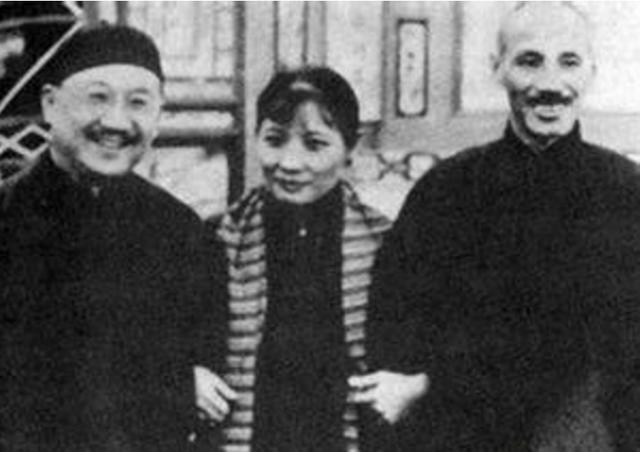 出乎意料，蒋介石说他是八年抗战最大功臣