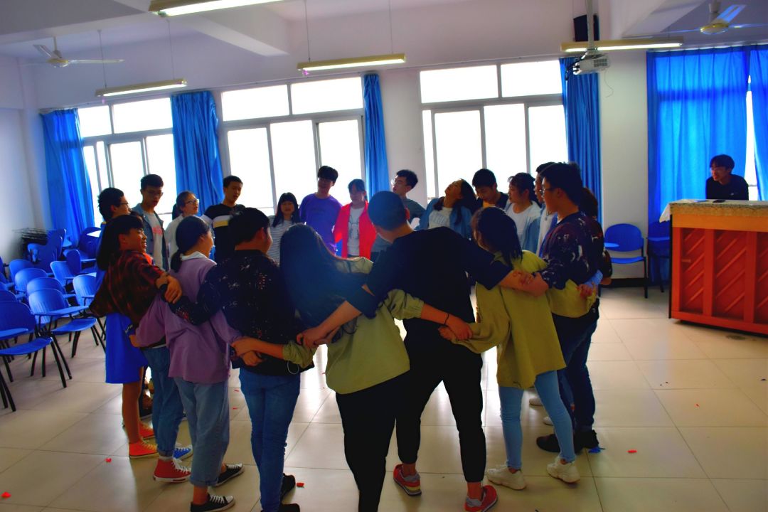 如何成为一个心理健康教师 32e5048193a34d30b92b4c5d3b4fb773.jpeg