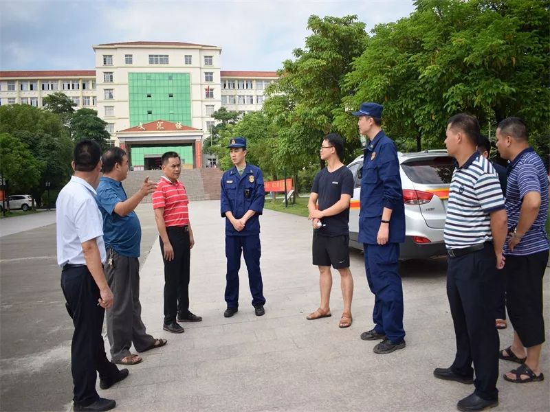 【护航高考】浦北县县委书记韦业葵带队开展高考涉考点消防安全检查