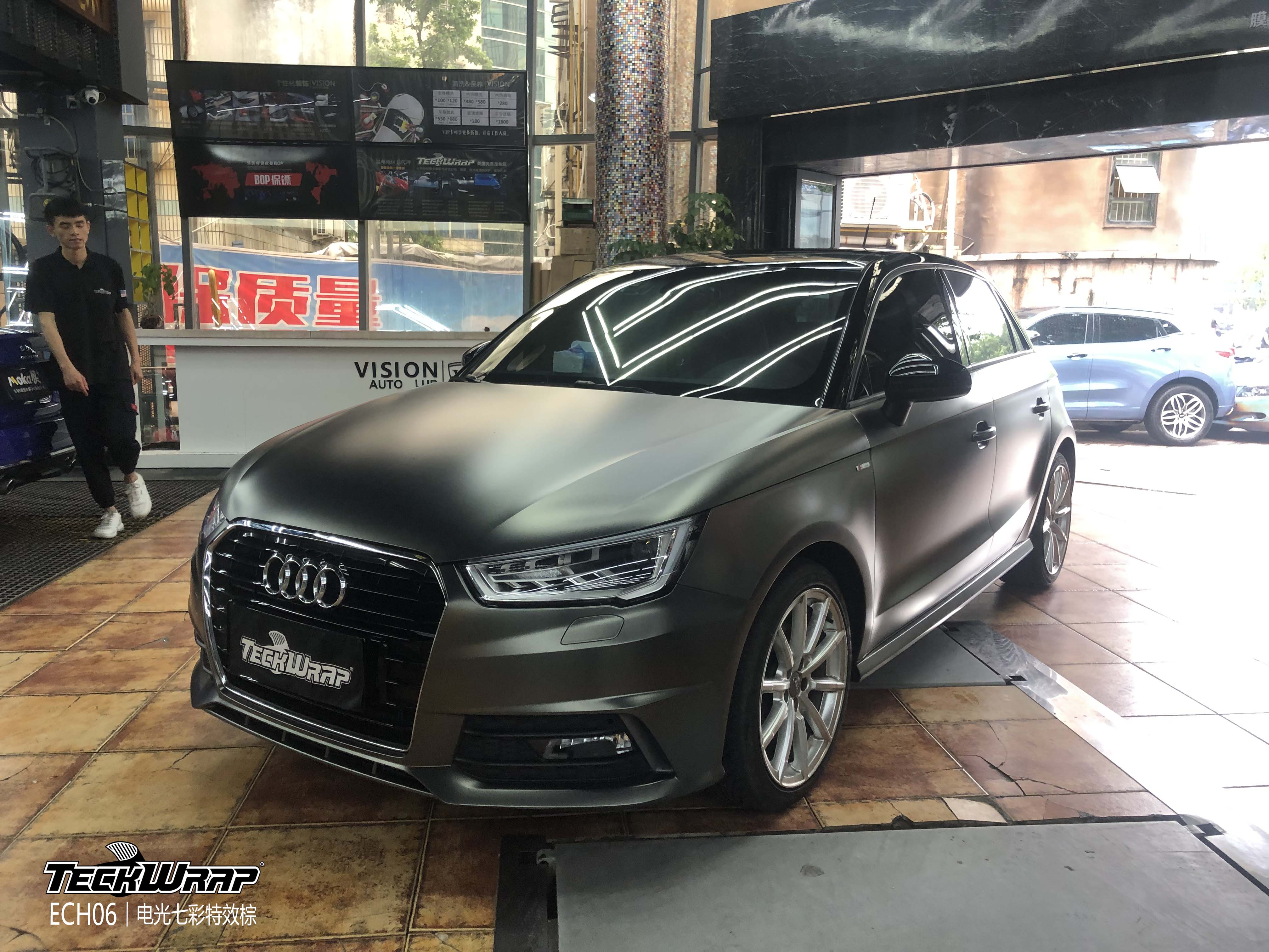 奥迪a1汽车改色贴膜teckwrap美国秃鹰ech06电光七彩特效棕