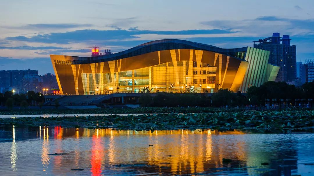    向左滑             武汉琴台音乐厅 wuhan qintai concert hall